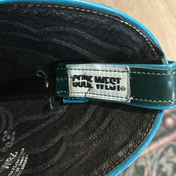 Teal Cowboy Boots - Picture 4 of 5